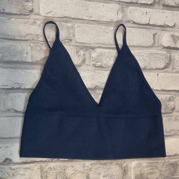 Stylish Women's Blue and Brown Tops - Picture 2 of 6